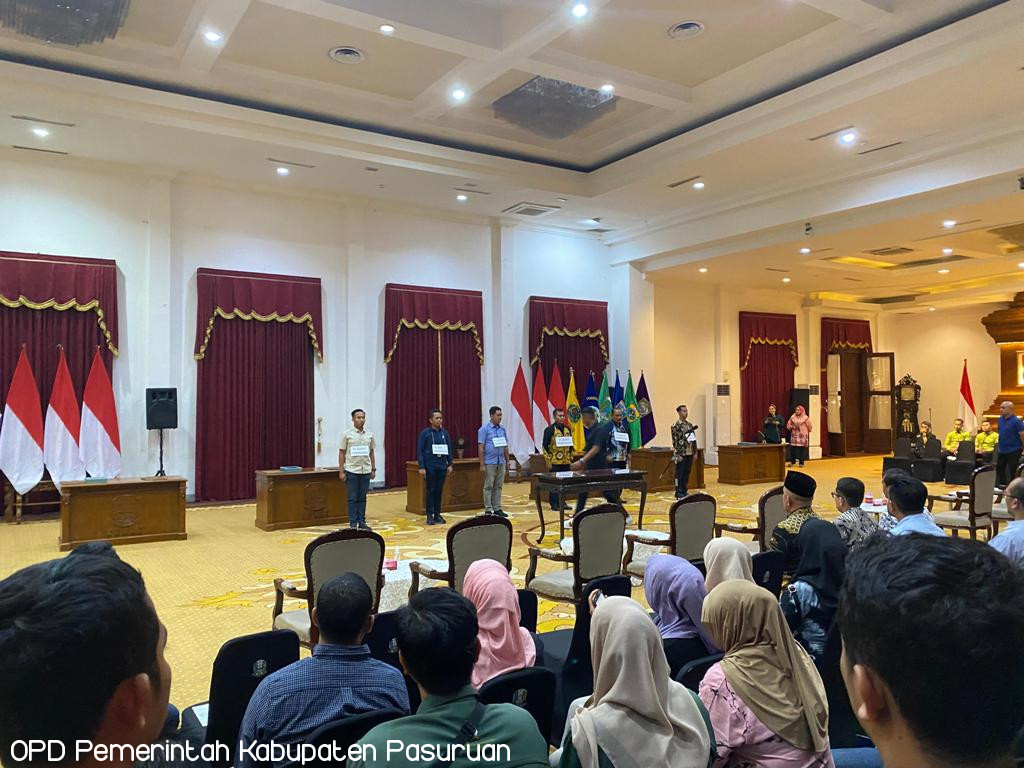 KEPALA BAGIAN TATA PEMERINTAHAN HADIRI GLADI RESIK PELANTIKAN PJ. BUPATI DAN WALIKOTA JAWA TIMUR